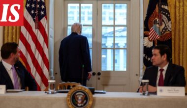Valkoinen talo julkaisi provosoivan kuvan kokouksesta, jossa Trumpin käytös kummastutti