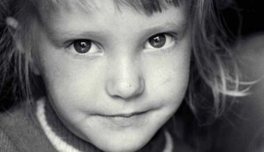 Kuhmon Juminkeossa on esillä valokuvia Markku Niemisen kenttämatkoilta | Kainuu