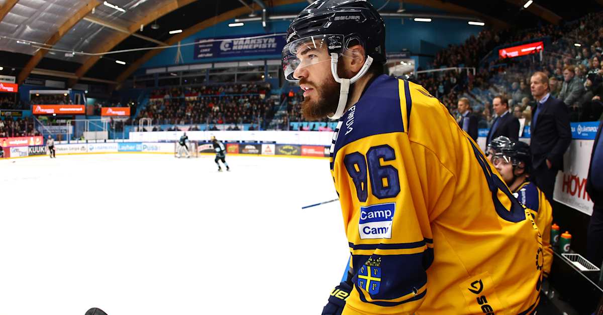 Hämmentävä alku Lukon ja Pelicansin liiga­ottelussa – maalin­tekijän loukkaantuminen säikäytti | Urheilua lyhyesti