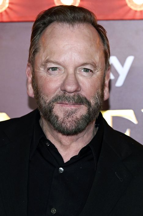 Kiefer Sutherlandia syytetään taksikuskin pahoinpitelystä.