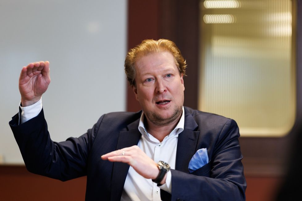 Ohjelmistoyhtiö Googlen Suomen maajohtaja Antti Järvinen.