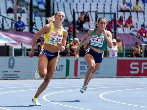 Nora Lindahl kiihdytti Rooman EM-kisojen 200 metrillä aina välieriin asti kesäkuussa 2024.