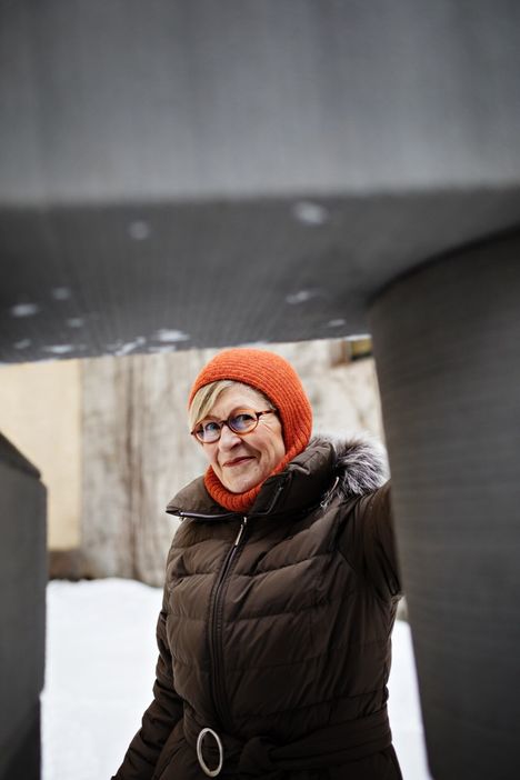 Varhaiskasvatuksen dosentti Marjatta Kalliala toivoo, että aikaistetun esiopetuksen sijaan puhuttaisiin enemmän esimerkiksi taide- ja luontokasvatuksen roolista varhaiskasvatuksessa.