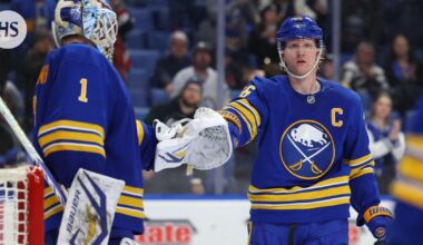 Ukko-Pekka Luukkoselta huima venytys NHL:ssä – Rasmus Ristolaiselle takaisku