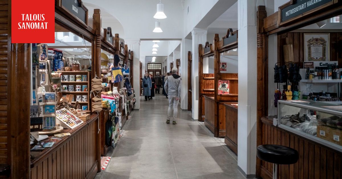 Hakaniemen hallissa toiminut herkkukauppa Roiniset lopettaa