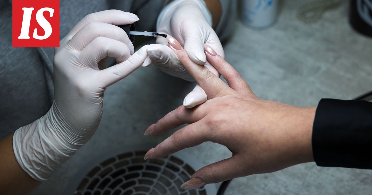 Aamulehti: Lukemattomista petoksista tuomittu sarjakaunistuja jatkaa toimintaansa Tampereella