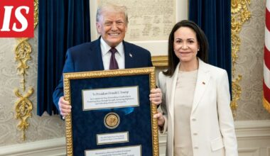 Trumpia ryöpytetään Nobelin rauhanpalkinnon vastaanottamisesta