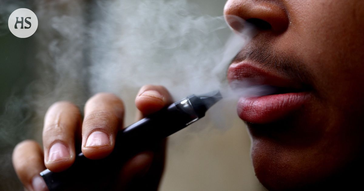 Sähkötupakasta kiinni jäänyt voidaan tuomita Singaporessa vankeuteen, kuntoutukseen tai raipparangaistukseen