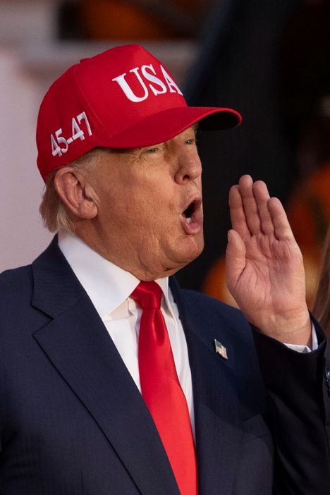 Trumpin hallinto ei vain tyydy tekemään nationalistista propagandaa: se myös toimii viestiensä mukaisesti.