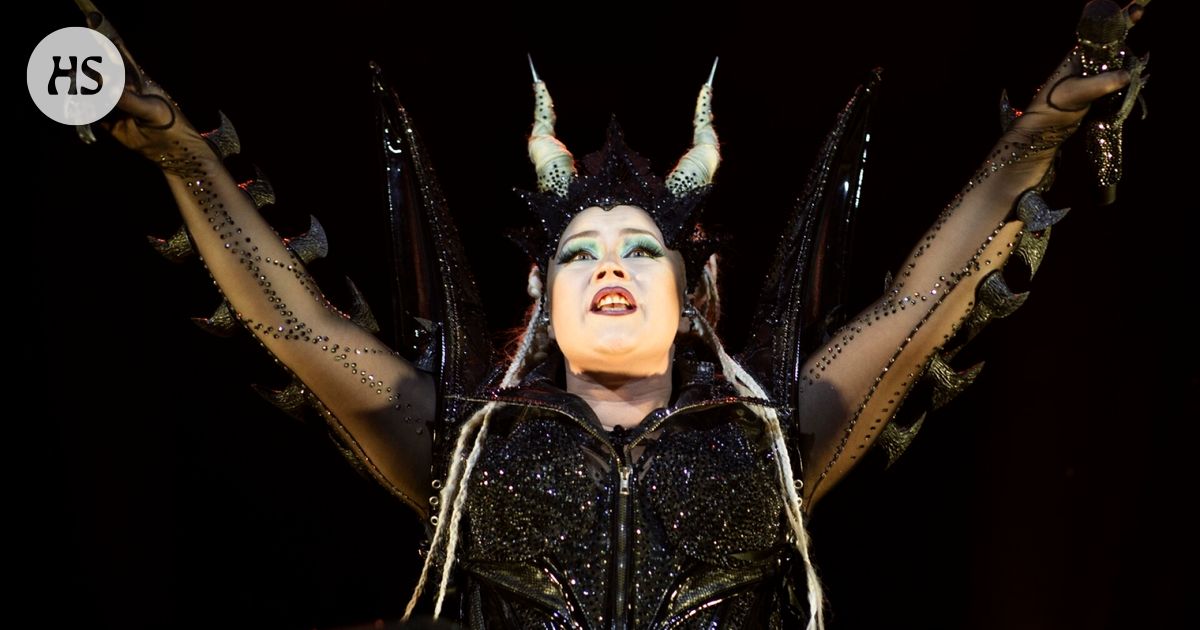 Battle Beastin jättänyt Noora Louhimo haluaa keskittyä nyt soolouraan ja tavoitella muita unelmiaan