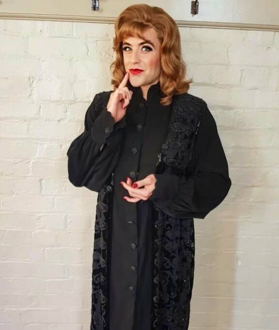 Jarryd näytteli Mary Sunshinea Chicago-musikaalissa.