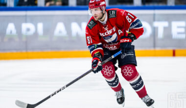 Iiro Pakarinen huilaa seuraavat ottelut.