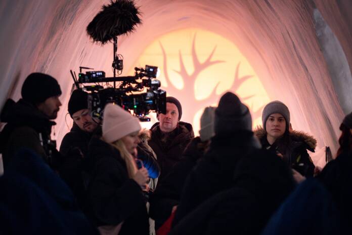 Tonttu-elokuvan kuvaukset käynnissä Kemin Lumilinnassa 7. helmikuuta 2025. Tonttu sai Suomen ensi-iltansa marraskuussa 2025. LEHTIKUVA / Jarno Vuorinen