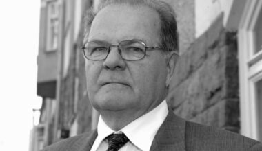 Pertti Voutilainen oli Kansallis-Osake-Pankin toimitusjohtaja, kun pankki fuusioitui SYP:n kanssa uudeksi Merita-pankiksi. MARJA AIRIO / LEHTIKUVA