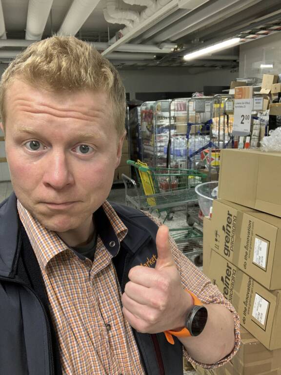 Tämä muistetaan: Sampo työskenteli 15 vuotta Jounin Kaupan puuhakkaana kyläkauppiaana.