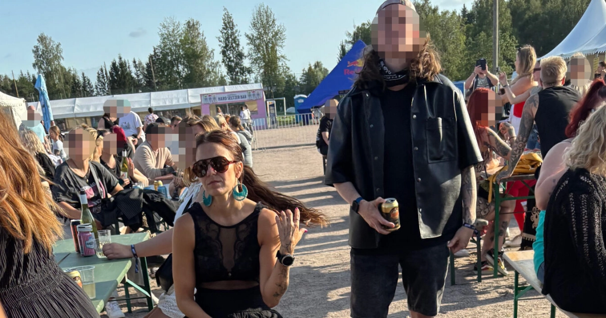 Missä tölkkinainen? – Ansku jakoi rakastuneen oloisia kuvia