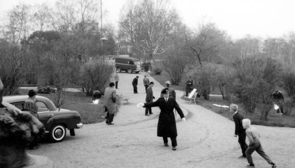 Tähdet kertovat, Komisario Palmu kuvattiin Helsingin Tähtitorninmäellä.