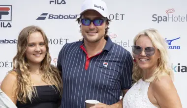 Sirpa Selänteen harvinainen joulupäivitys: Koko perhe koolla Suomessa