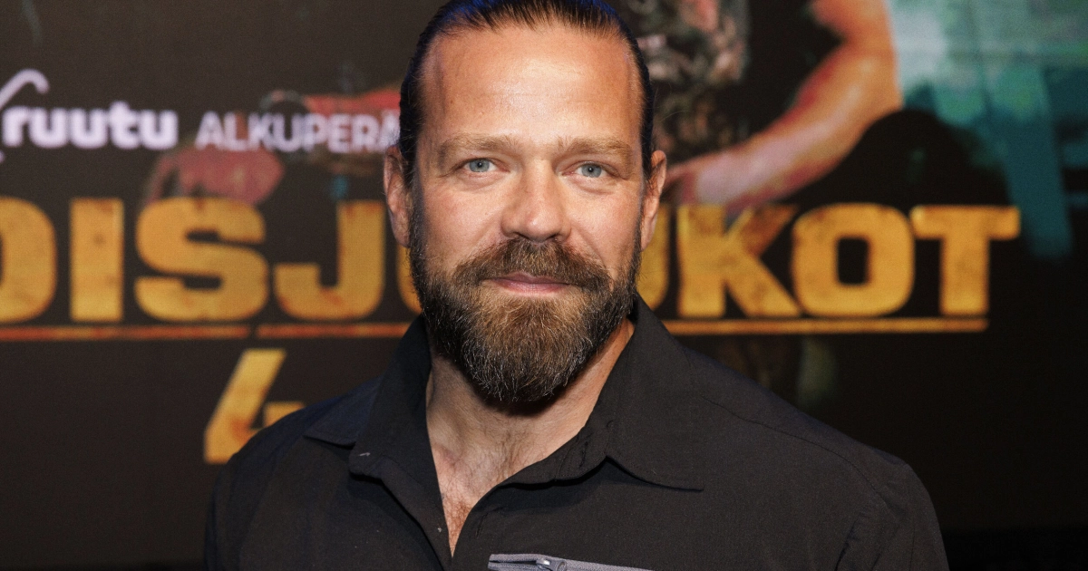 Janne Lehtonen ja vaimo selättivät aviokriisin: Hempeilyä hääpäivänä