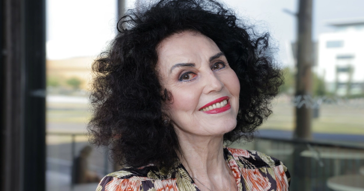 Lenita airisto yllätti juhlimalla synttäreitään