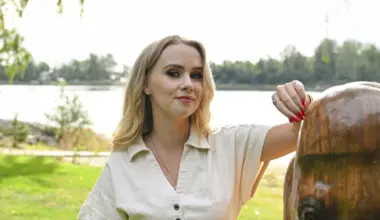 Tältä Helmi Loukasmäki näyttää nykyään