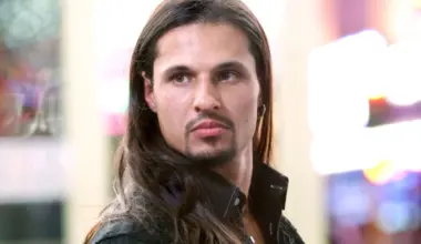 Sin City Gigolo - Murha Las Vegasissa: Tosi-tv-tähti Ash Armandin järkyttävä tarina