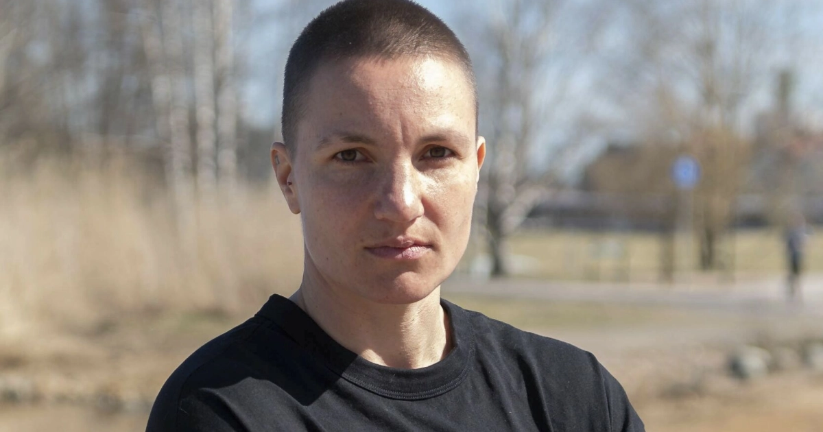 Eronnut Elina Gustafsson: Surullinen ulostulo