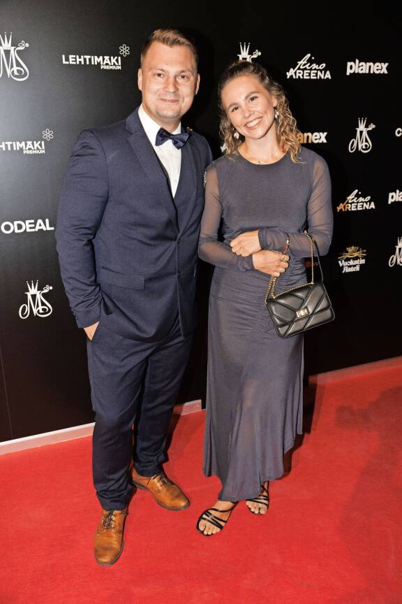 Daniel oli pitkään yhdessä Eveliina Uosukaisen kanssa. He kertoivat erostaan syyskuussa 2024.