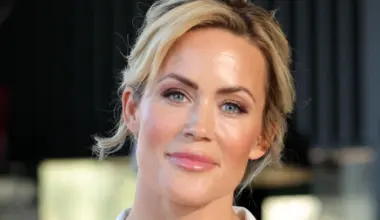 Eronnut Martina Aitolehti julkaisi vahvan viestin: "Niin paljon rakkautta"