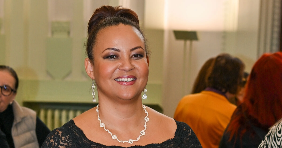 Lola Odusoga TTK-juontajaksi? Vappu Pimiän seuraajan etsintä kuumenee