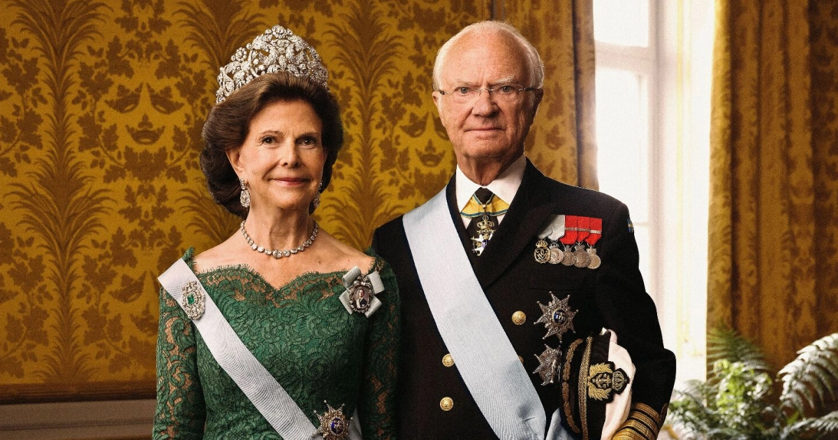 Ruotsin kuninkaalliset juhlivat: Kaarle Kustaa ja Silvia ikuistettiin uusiin postimerkkeihin