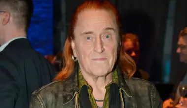 Tommi Läntinen viettää aktiivista talvilomaa Alanyassa - katso kuvat ja lomatunnelmat