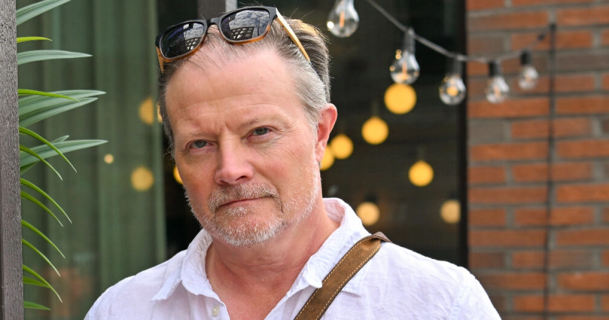 Kari Hietalahti julkaisi nostalgiset Instagram-kuvat: Tunnistatko nuoren näyttelijän?