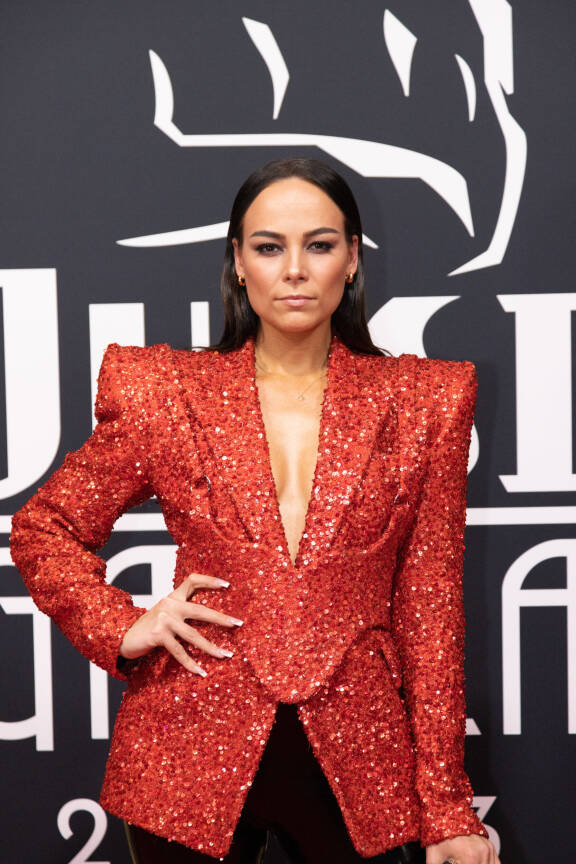 MIrella on kertonut olevansa käytännössä yksinhuoltaja.