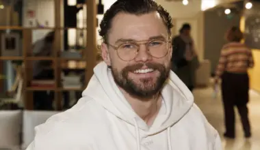 Näin tv-kansa reagoi uuteen Bacheloriin: "Ristiriitaiset fiilikset" - Seiska.fi