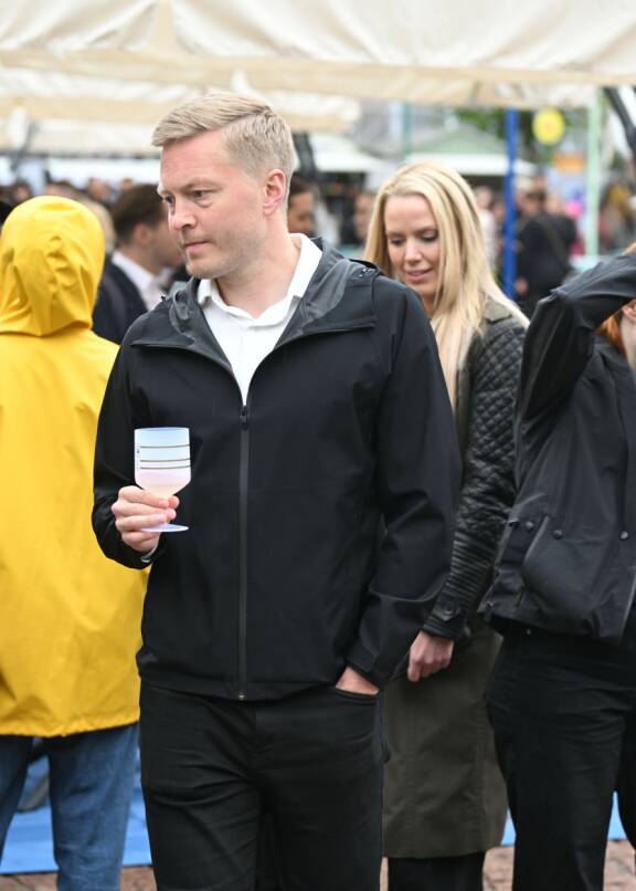 Susivalmentaja Lassi Tuovi ja Piritta Hagman ovat seurustelleet jo muutaman vuoden.