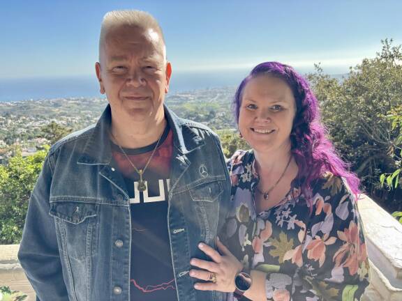 Heli Palsanmäki intoutui ottamaan poikkeuksellisen poliittisesti kantaa Henkan vanavedessä.