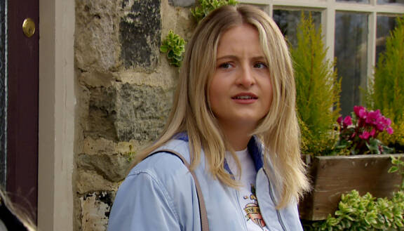 Amelia Spencer (Daisy Campbell)