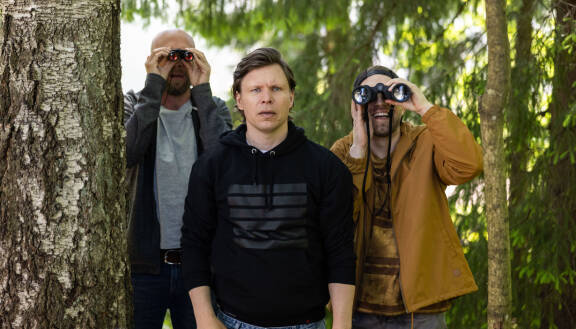 Jarkko (Eero Milonoff, keskellä) oli yksi katsojien suosikkihahmoista. Hän oli mukana Modernien miesten kolmella ensimmäisellä kaudella.