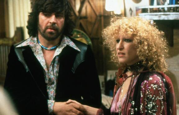 Hollywood-tähti Bette Midler menetti ystävän ja siskonsa järkyttävällä tavalla