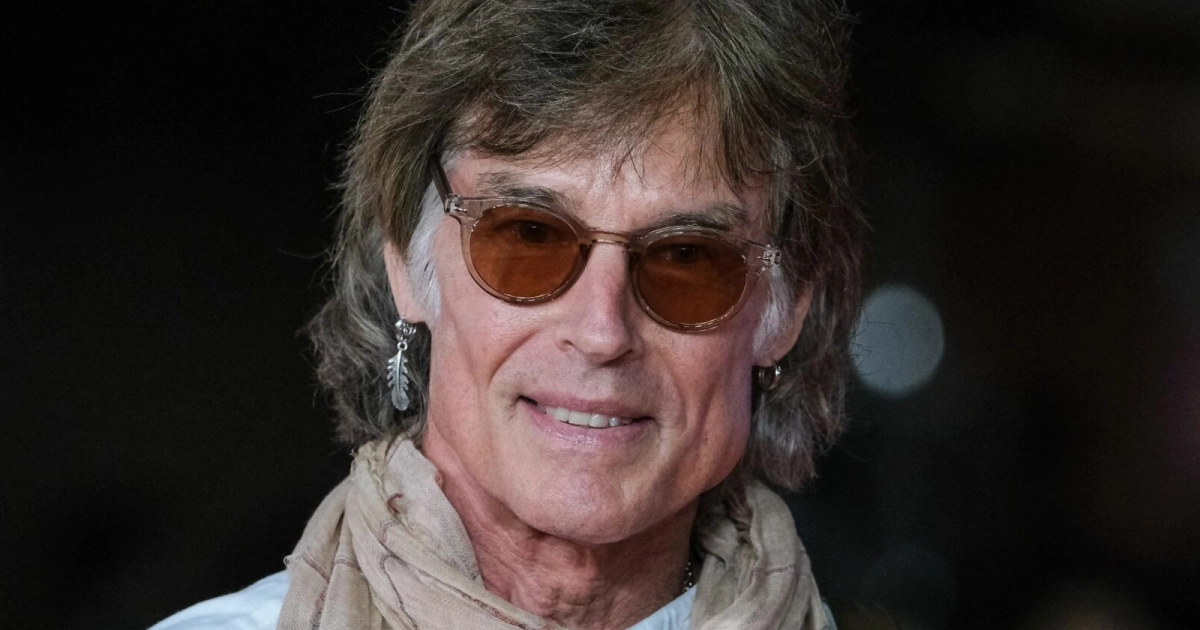 Kaunarit-tähti Ronn Moss rakastui malliin: Vaimon Playboy-kuva loksauttaa leuat!