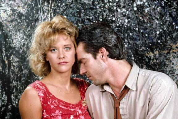 Meg Ryan ja Dennis Quaid elokuvassa K.J.S. - kuollut jo saapuessaan, jonka kuvauksissa he rakastuivat.