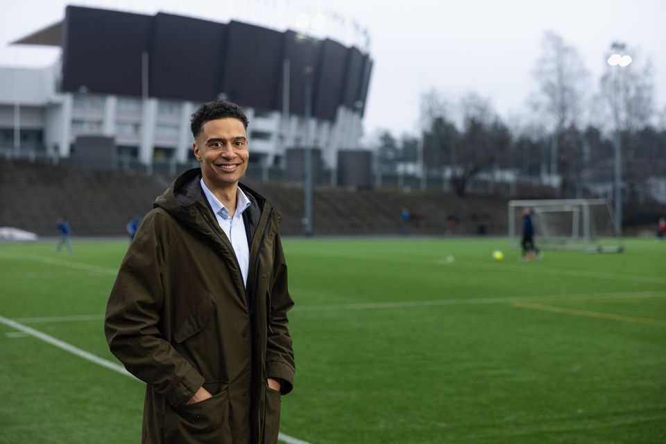 Shawn Huff aloitti apulaispormestarina: “Koulujen ja päiväkotien perusasiat kuntoon ja lisää liikettä lapsuuteen”