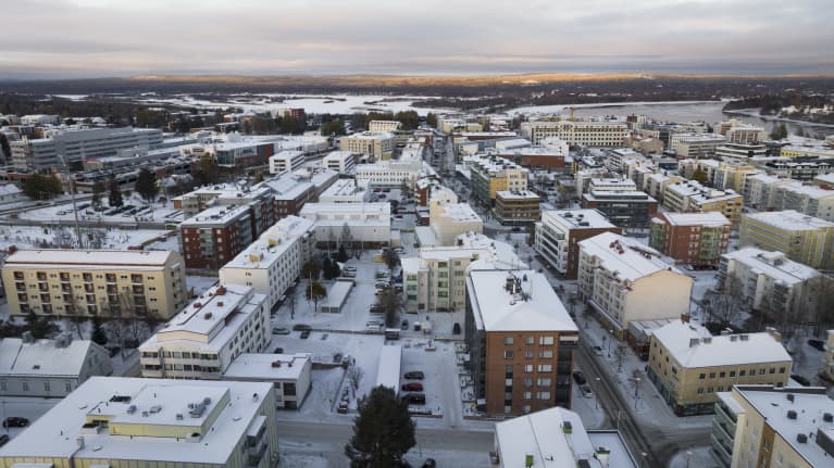 Ilmakuva Rovaniemen keskustassa.
