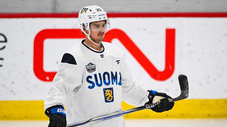 Sebastian Aho NHL:n neljän maan turnauksessa.