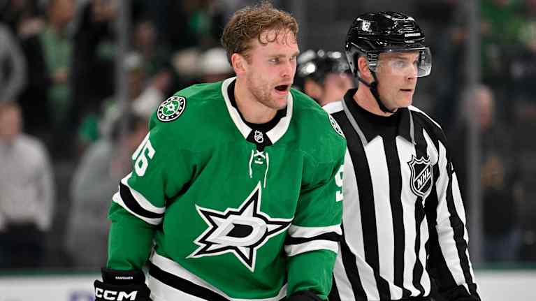 Mikko Rantanen utan hjälm.