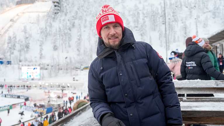 Jääkiekkoilija Jussi Jokinen.