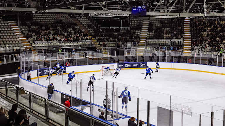 Kakkosareena Milanossa.