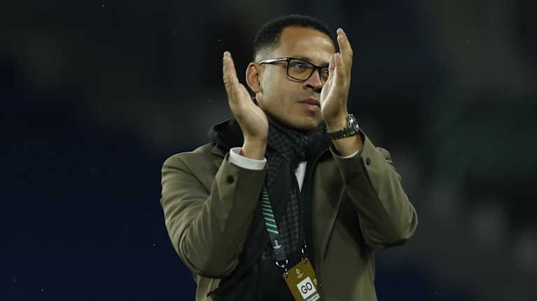 Strasbourgin Liam Rosenior.