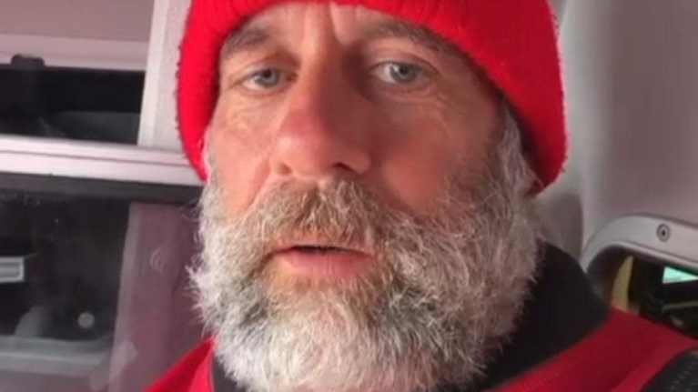 Jari Saario lähikuvassa.